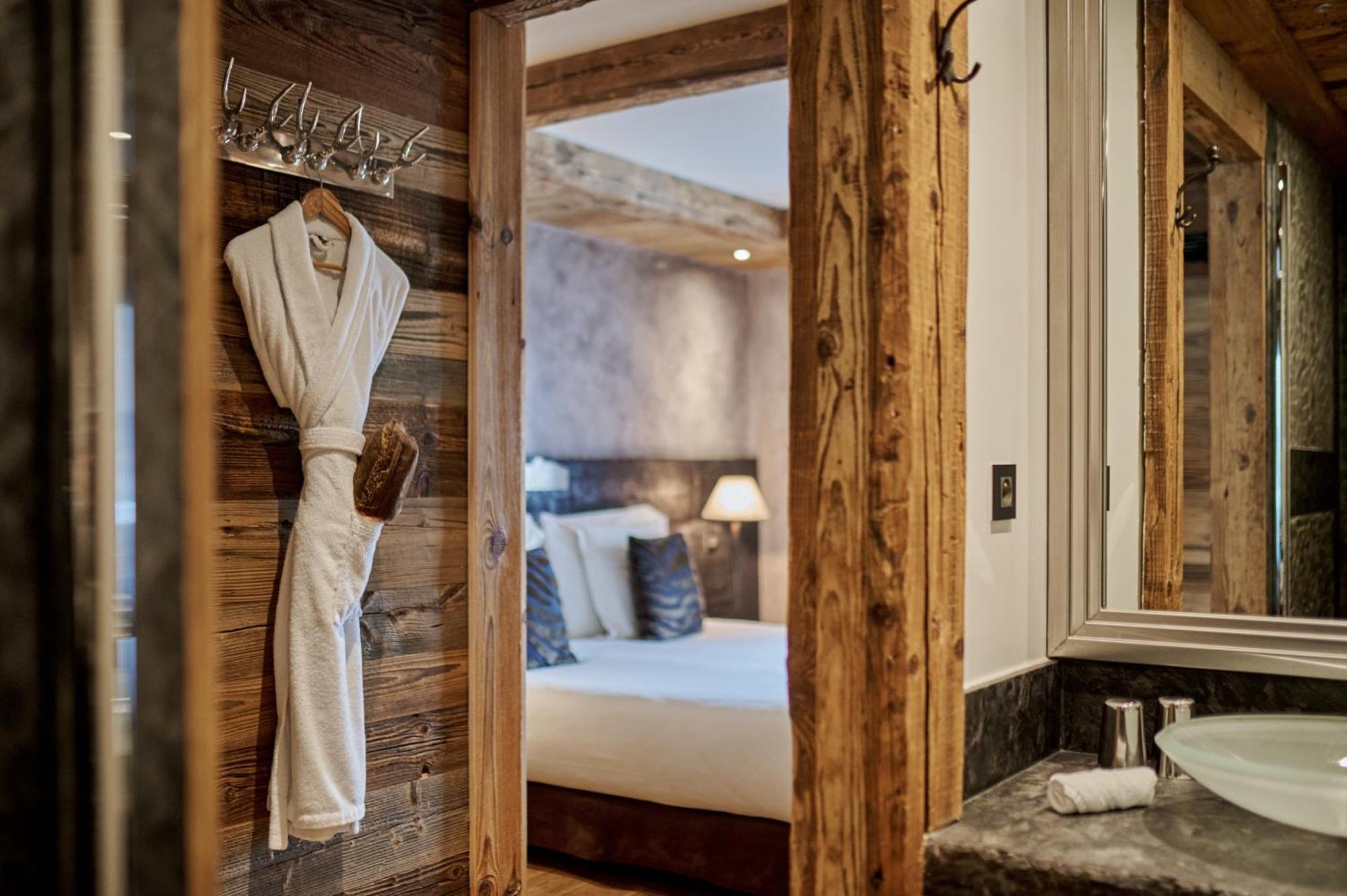 Hotel Les - Maison Bouvier 5*