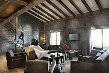 Hotel Les - Maison Bouvier 5*